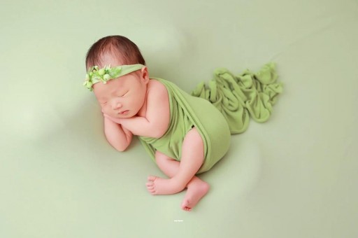 国内私人代生男孩胀气和饿的表现与区分